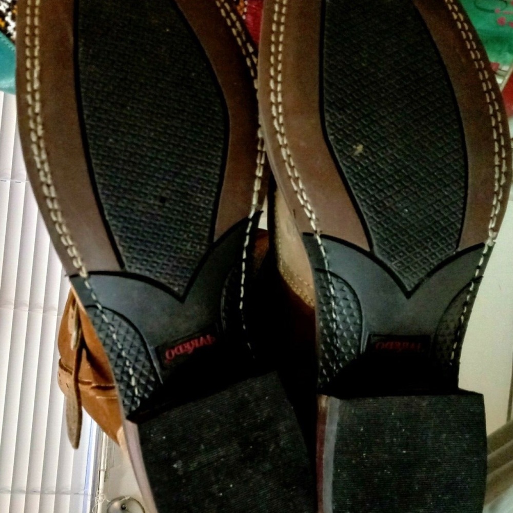 RELISTED SIZE 7 AVAILABLE Laredo | Caught You Lookin' Distressed Square Toe - Picture 8 of 12